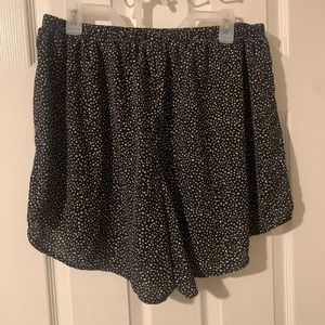 Polk a dot shorts